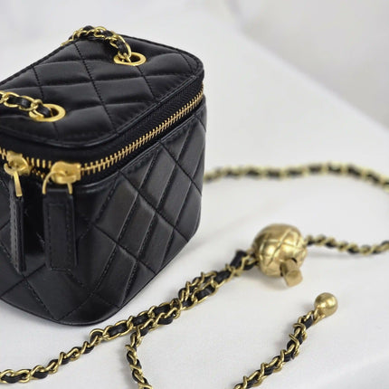 Geantă Mini Noir Quilted din 100% Piele Naturală