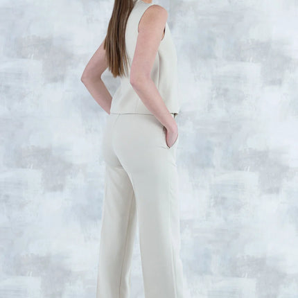Compleu crem elegant 2 Piese – Vestă Asimetrică și Pantaloni cu Croi Drept 5008-010 - NIZIA