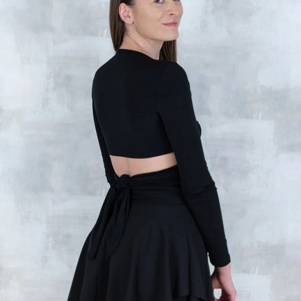 Top crop drapat negru - feminitate și lejeritate în mișcare 12018-017 - NIZIA
