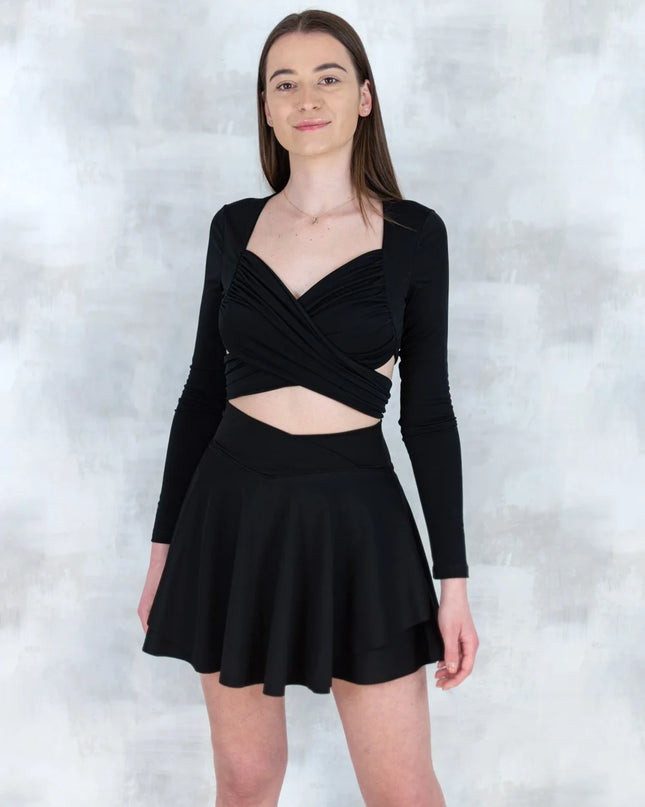 Top crop drapat negru - feminitate și lejeritate în mișcare 12018-017 - NIZIA