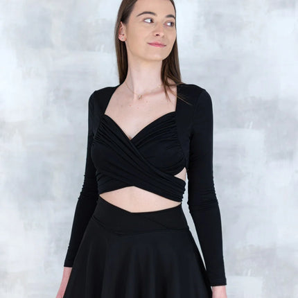 Top crop drapat negru - feminitate și lejeritate în mișcare 12018-017 - NIZIA
