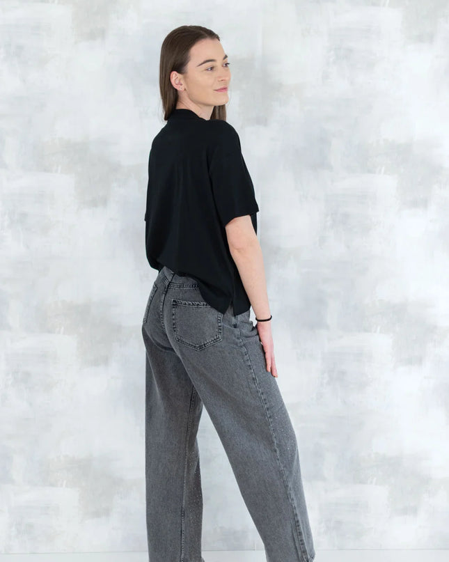 Tricou negru cu aplicatii tip colier 12010-017 - NIZIA