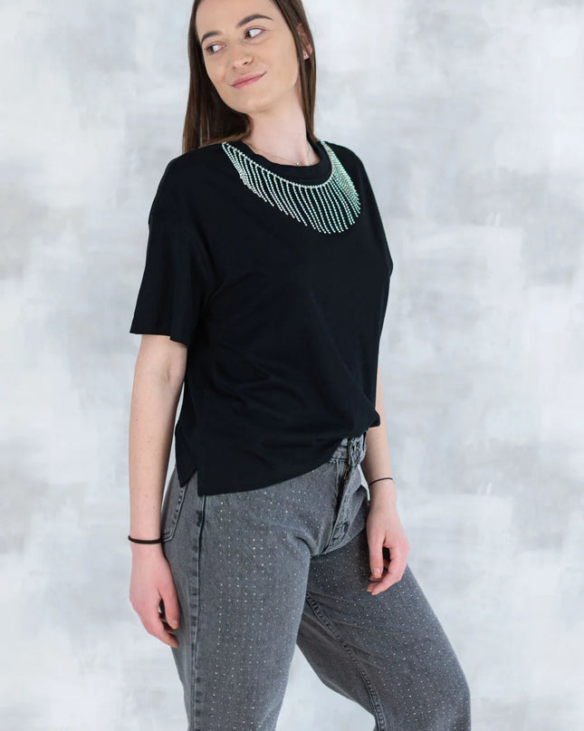 Tricou negru cu aplicatii tip colier 12010-017 - NIZIA