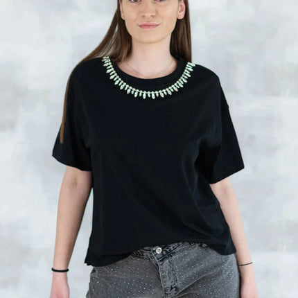 Tricou negru cu aplicații din pietre mari tip colier 12014-017 - NIZIA