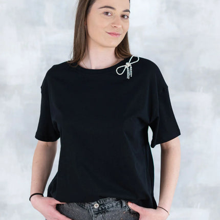 Tricou negru cu broșă tip fundiță detașabilă 12016-017 - NIZIA