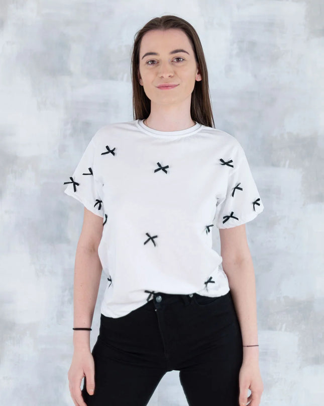Tricou alb cu fundițe negre 12005-017 - NIZIA