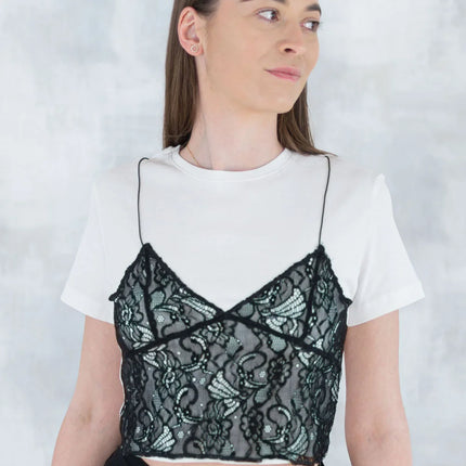 Tricou alb cu aplicații din dantelă 12026-017 - NIZIA