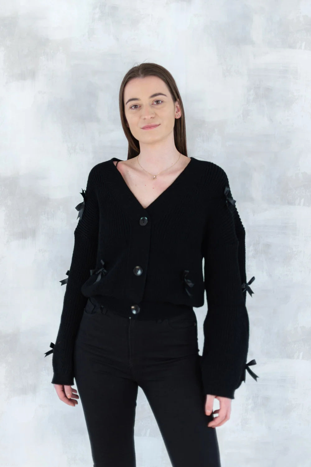 Cardigan chic cu fundițe aplicate - negru 4001-009 - NIZIA