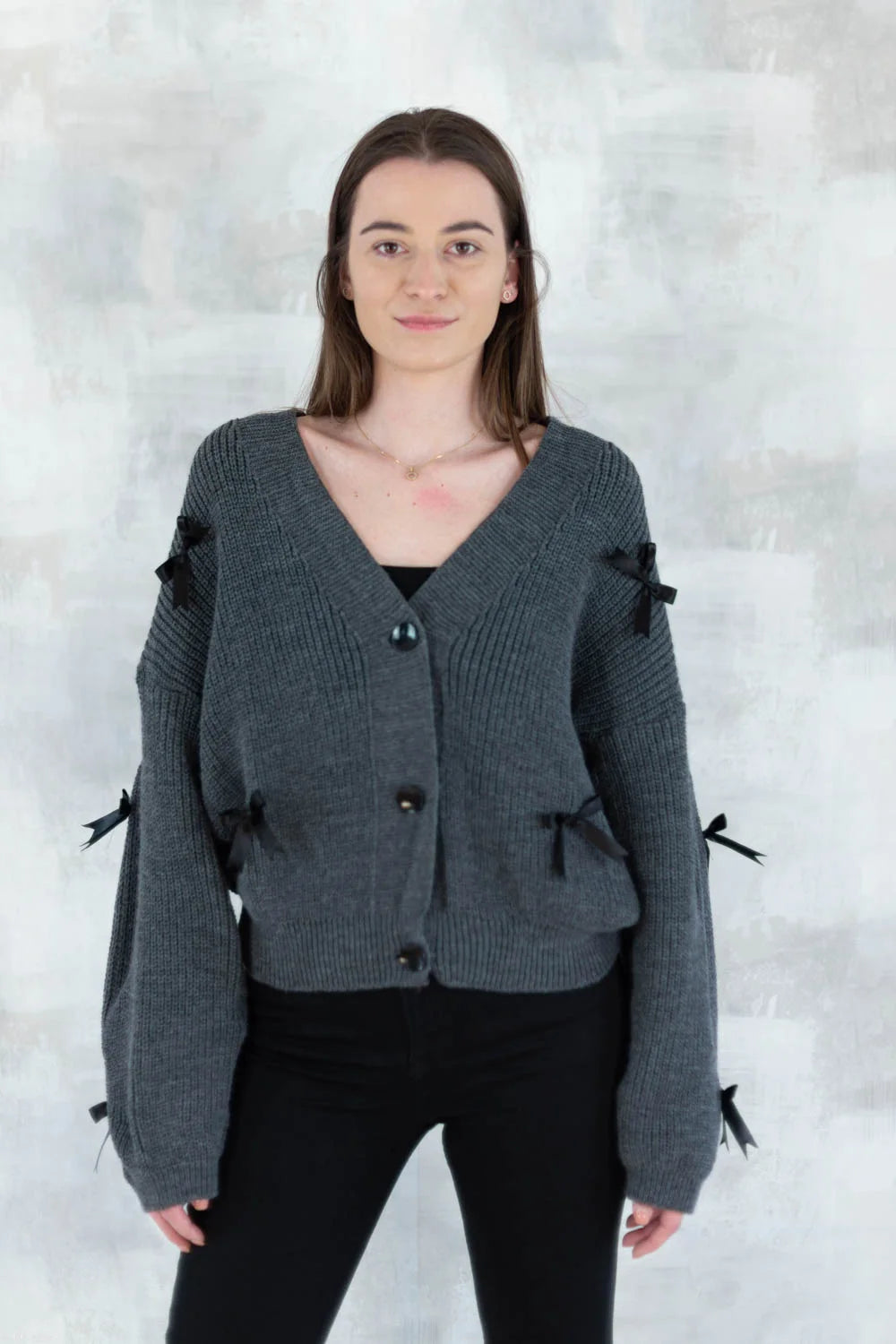 Cardigan chic cu fundițe aplicate-gri închis 4003-009 - NIZIA