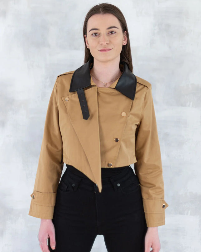 Jachetă scurtă camel cu guler negru 7009-012 - NIZIA