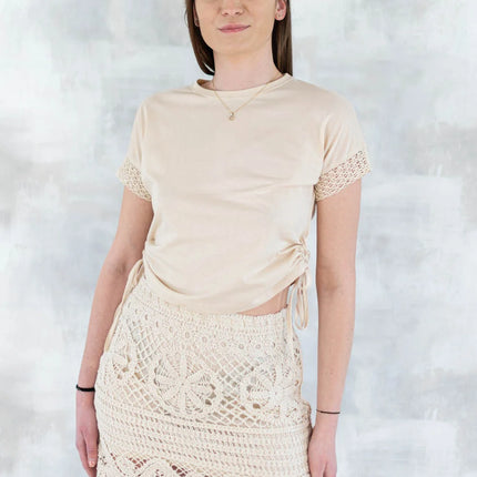 Tricou crem boho cu dantelă și șnur reglabil 12001-017 - NIZIA