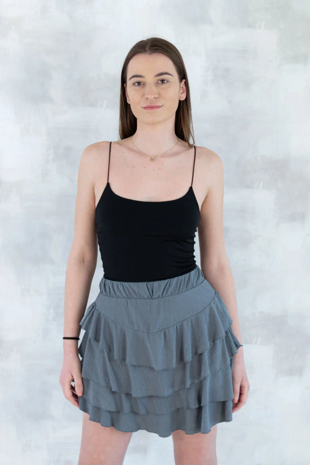 Maieu negru cu bretele subțiri - 12023-017 - NIZIA