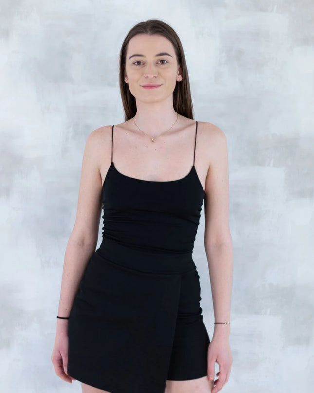 Fustă pantalon neagră – confort și stil într-o singură piesă 6001-011 - NIZIA