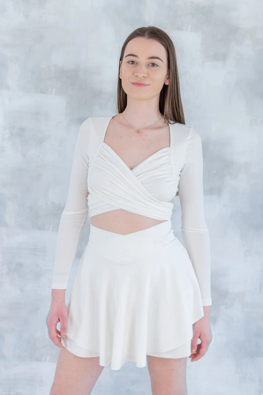 Top crop drapat alb - feminitate și lejeritate în mișcare 12019-017 - NIZIA