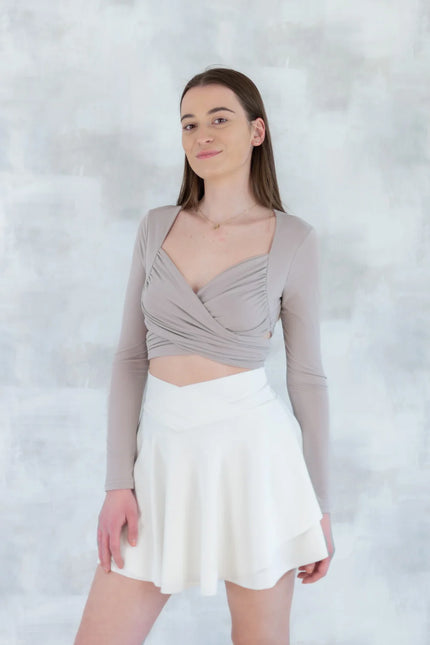 Top crop drapat crem - feminitate și lejeritate în mișcare 12020-017 - NIZIA