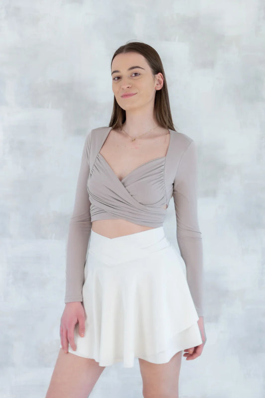 Top crop drapat crem - feminitate și lejeritate în mișcare 12020-017 - NIZIA