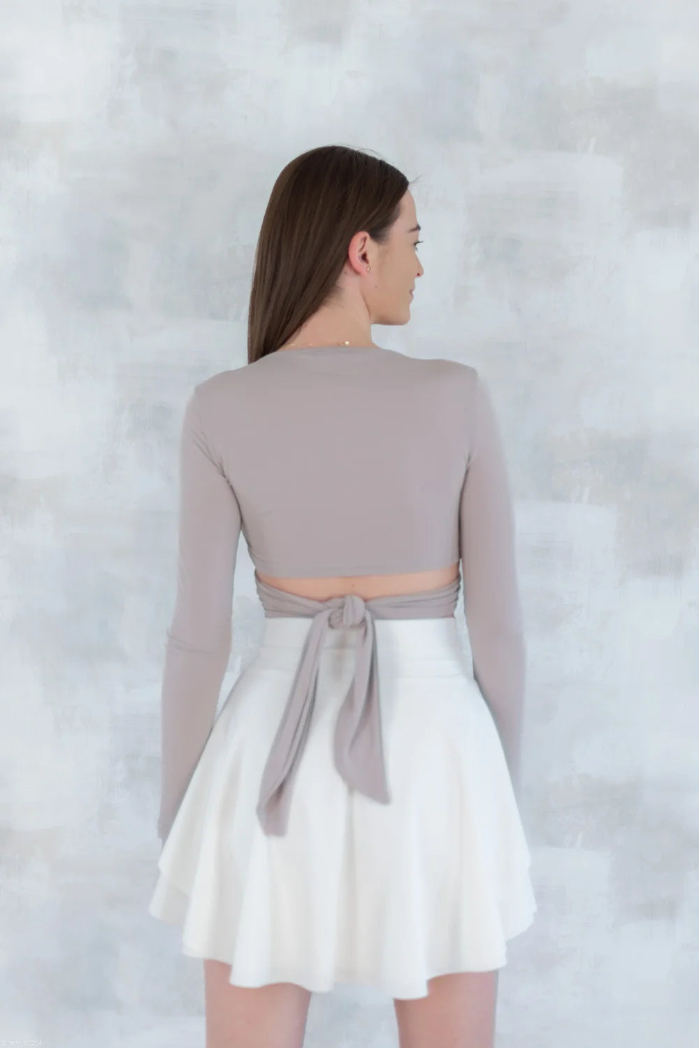 Top crop drapat crem - feminitate și lejeritate în mișcare 12020-017 - NIZIA