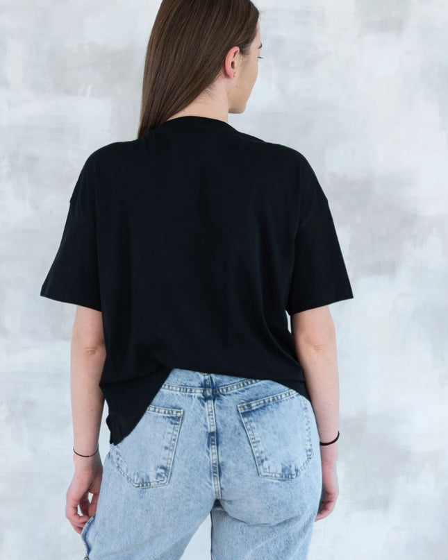 Tricou negru cu aplicație 3D - "Top cu pietre strălucitoare" 12007-017 - NIZIA