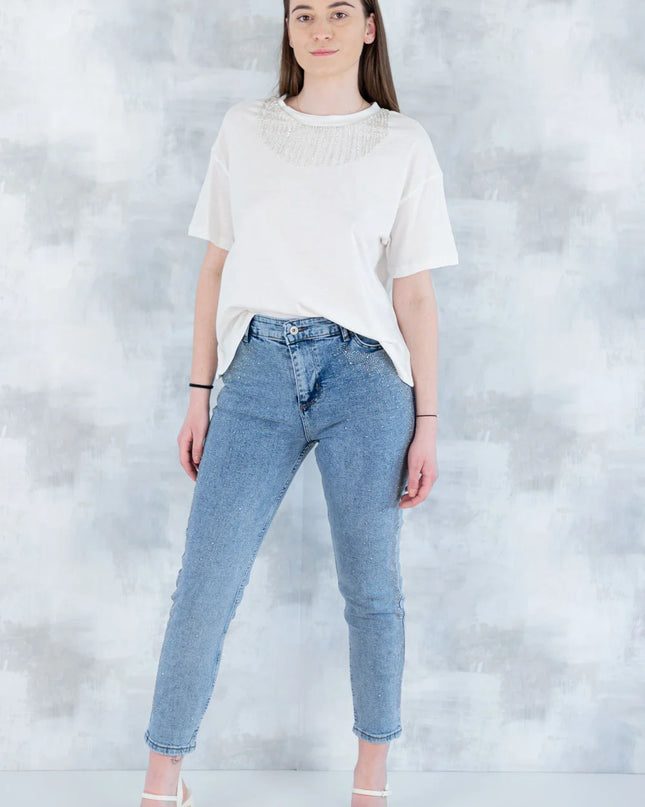 Tricou alb cu aplicații tip colier 12011-017 - NIZIA