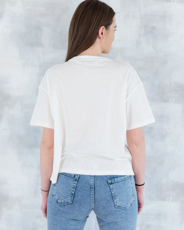Tricou alb cu aplicații tip colier 12011-017 - NIZIA