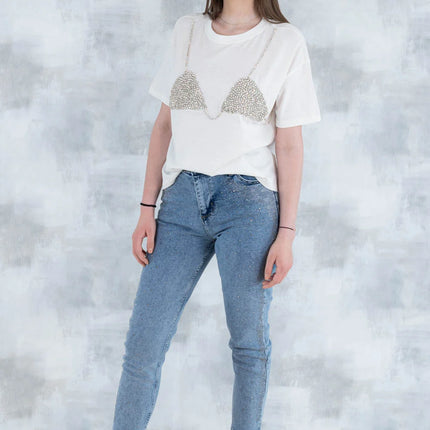 Tricou alb cu aplicație 3D – „Top cu pietre strălucitoare” 12006-012 - NIZIA
