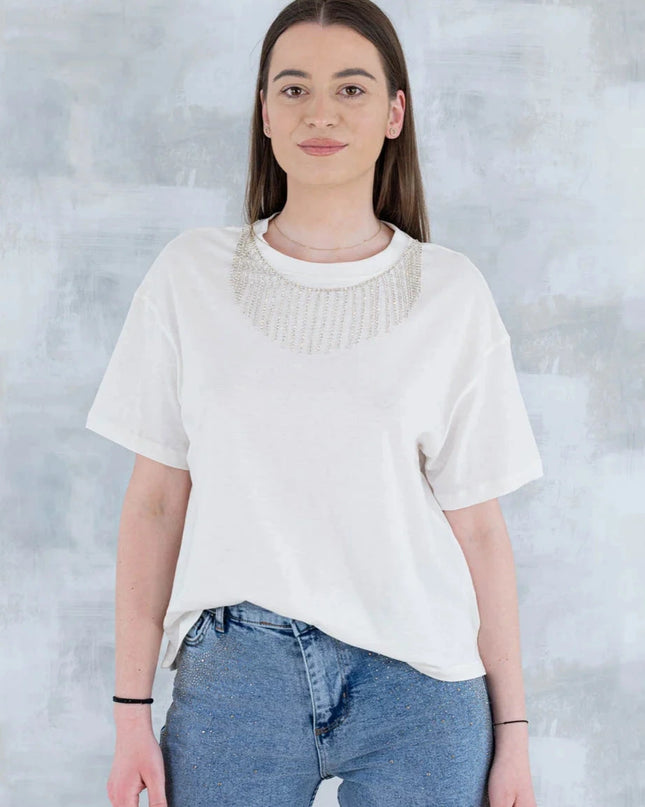 Tricou alb cu aplicații tip colier 12011-017 - NIZIA