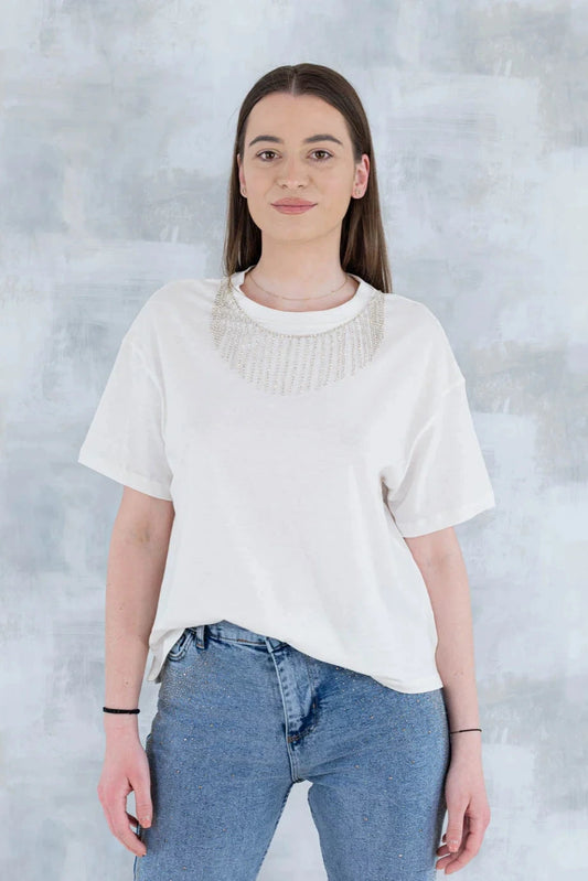 Tricou alb cu aplicații tip colier 12011-017 - NIZIA