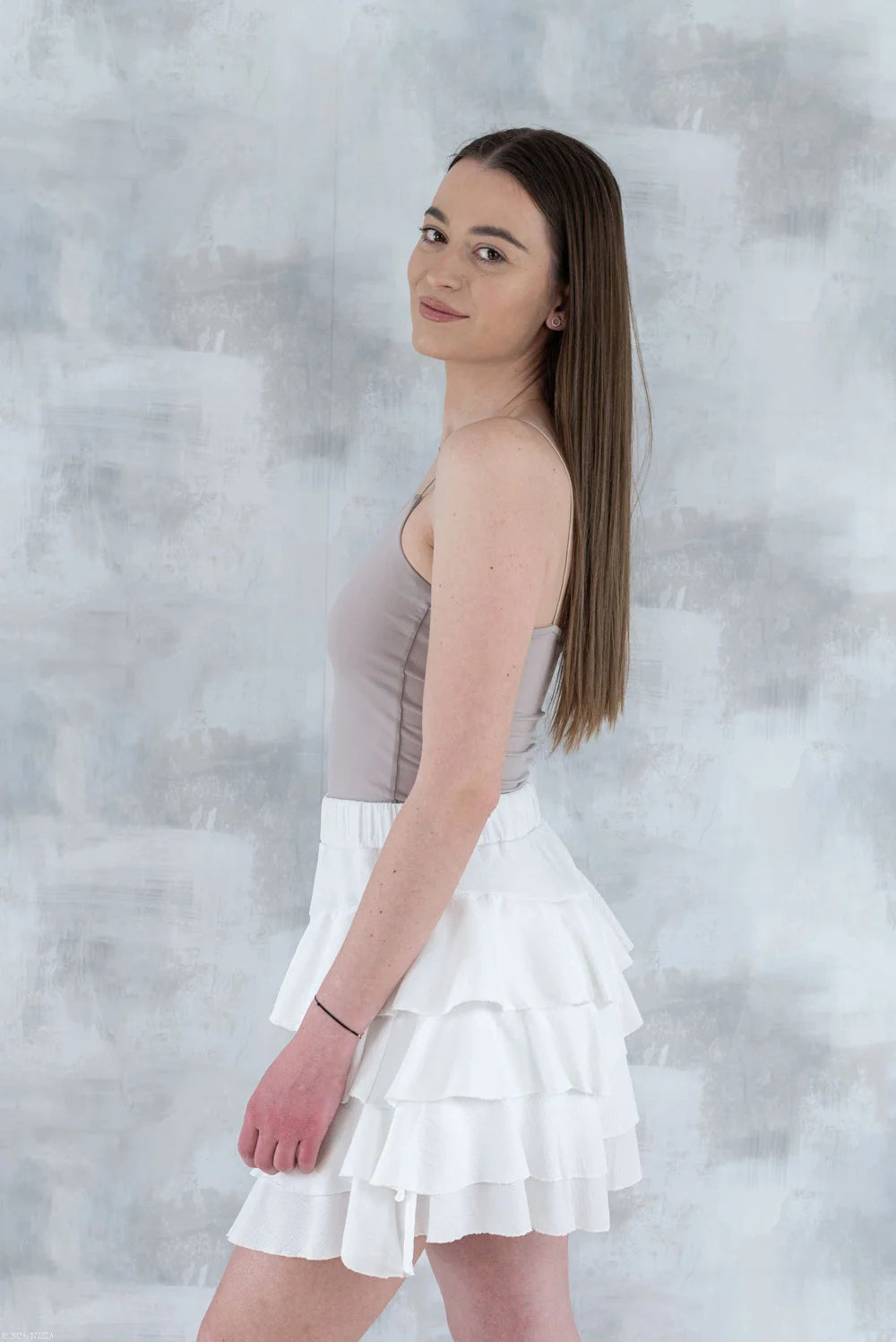 Fustă volane cu pantalon fin integrat -alb 6004 - NIZIA