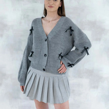 Cardigan chic cu fundițe applicate-gri deschis 4002 - NIZIA