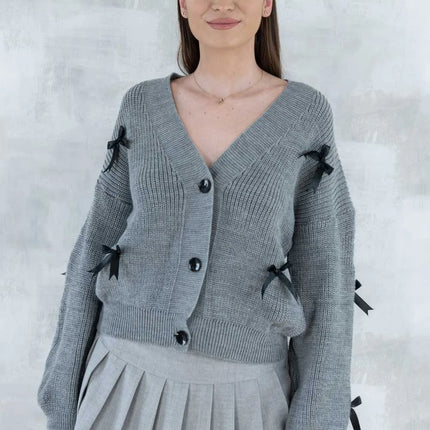 Cardigan chic cu fundițe applicate-gri deschis 4002 - NIZIA