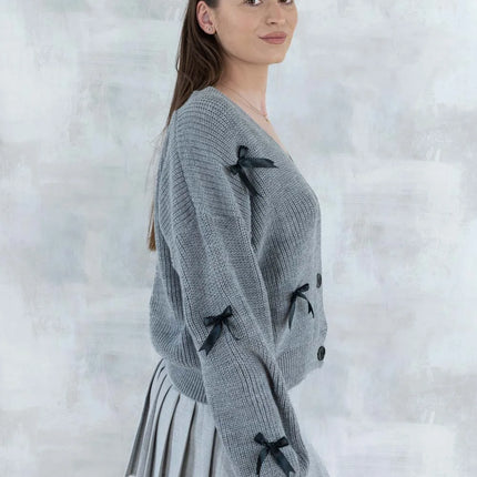 Cardigan chic cu fundițe applicate-gri deschis 4002 - NIZIA