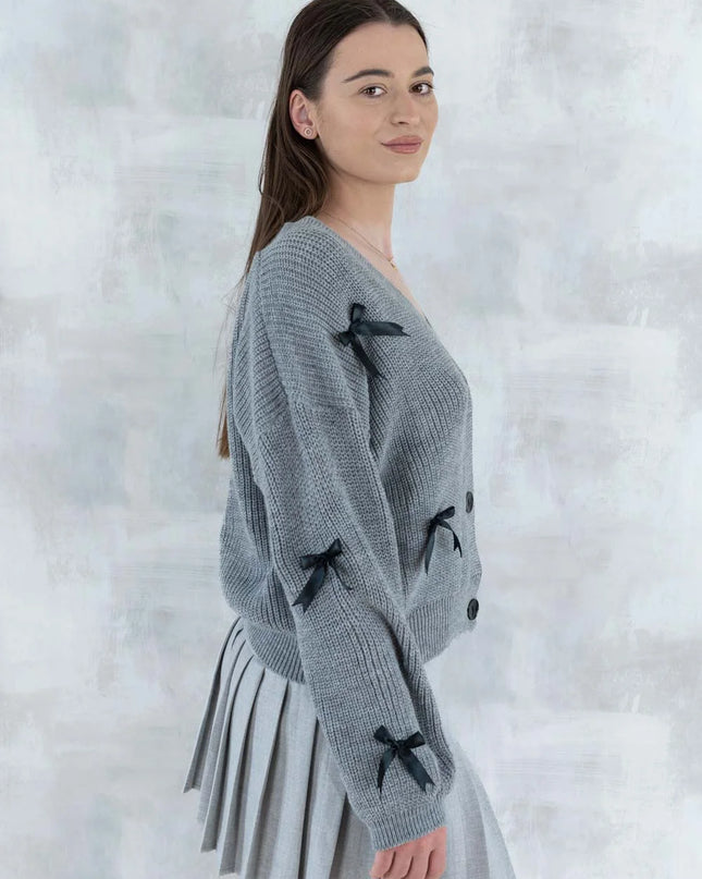 Cardigan chic cu fundițe applicate-gri deschis 4002 - NIZIA