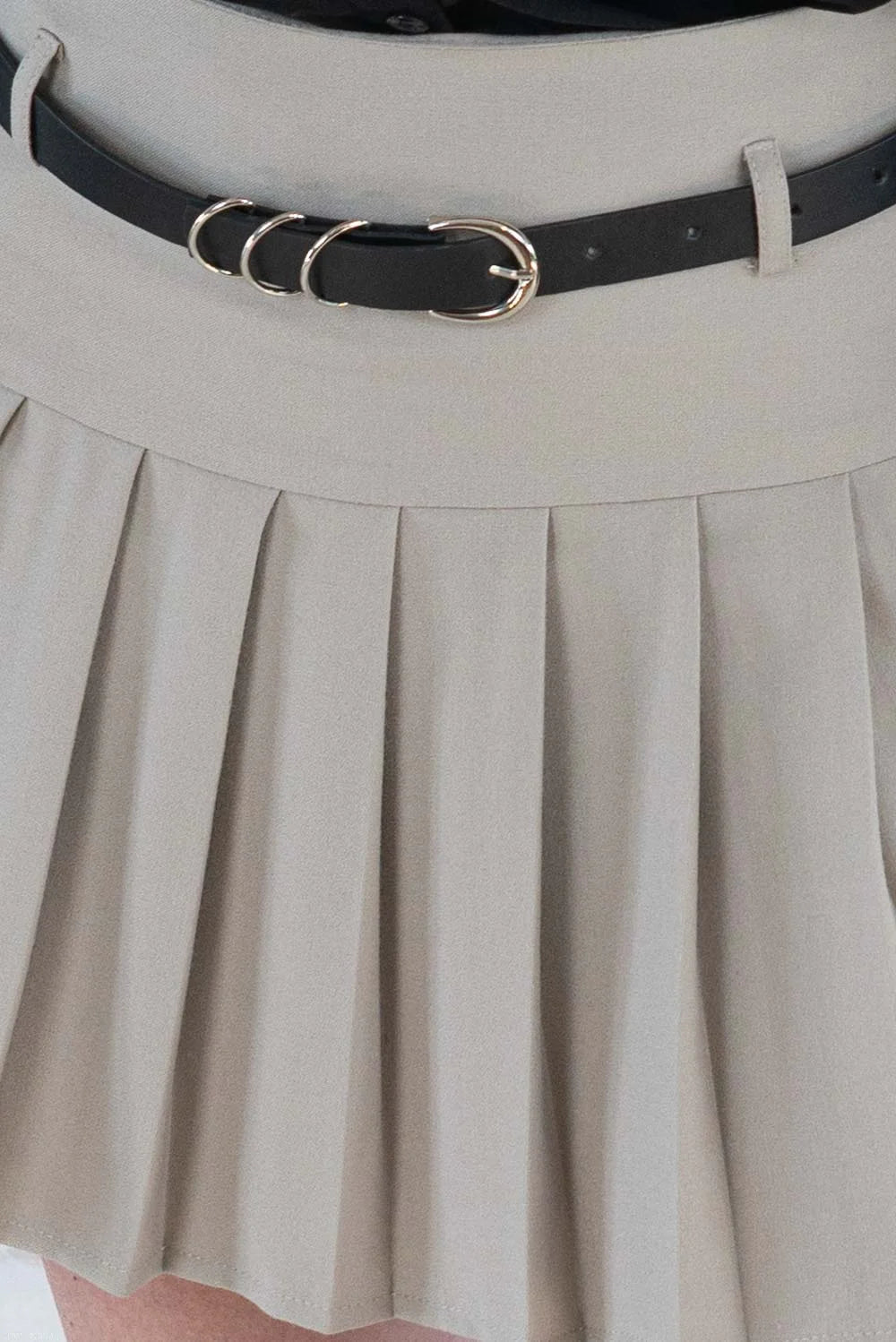 Fustă plisată cu pantalon fin integrat- bej 6007 - NIZIA