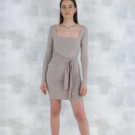 Rochie bej cu efect modelator 10004 - NIZIA