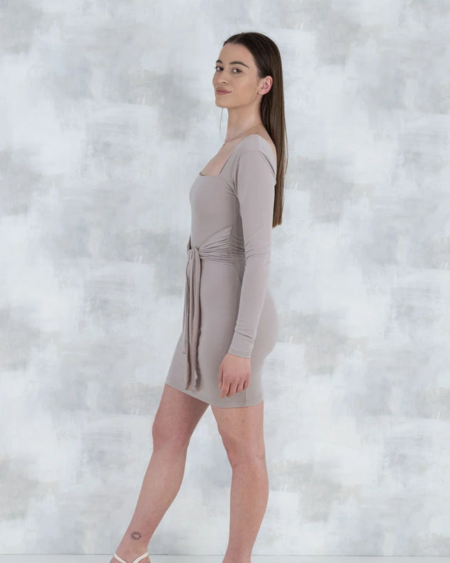 Rochie bej cu efect modelator 10004 - NIZIA
