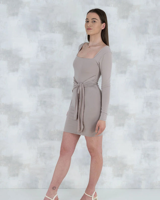 Rochie bej cu efect modelator 10004 - NIZIA