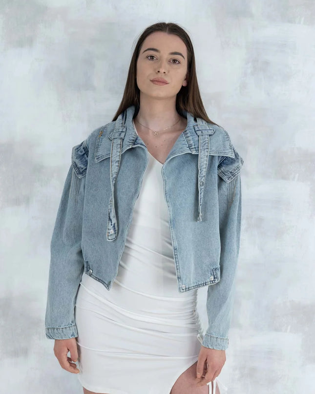 Jachetă crop denim cu detalii metalice 7008 - NIZIA