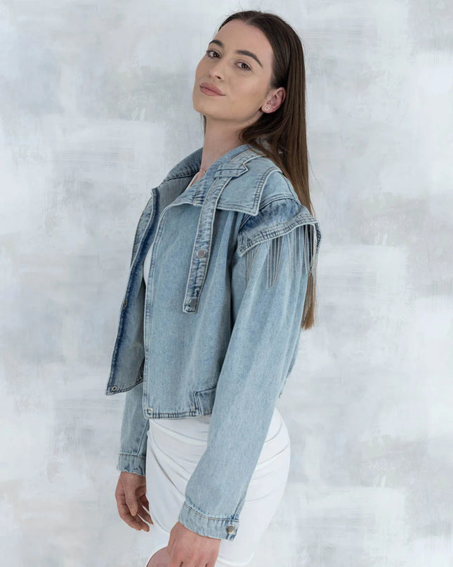 Jachetă crop denim cu detalii metalice 7008 - NIZIA