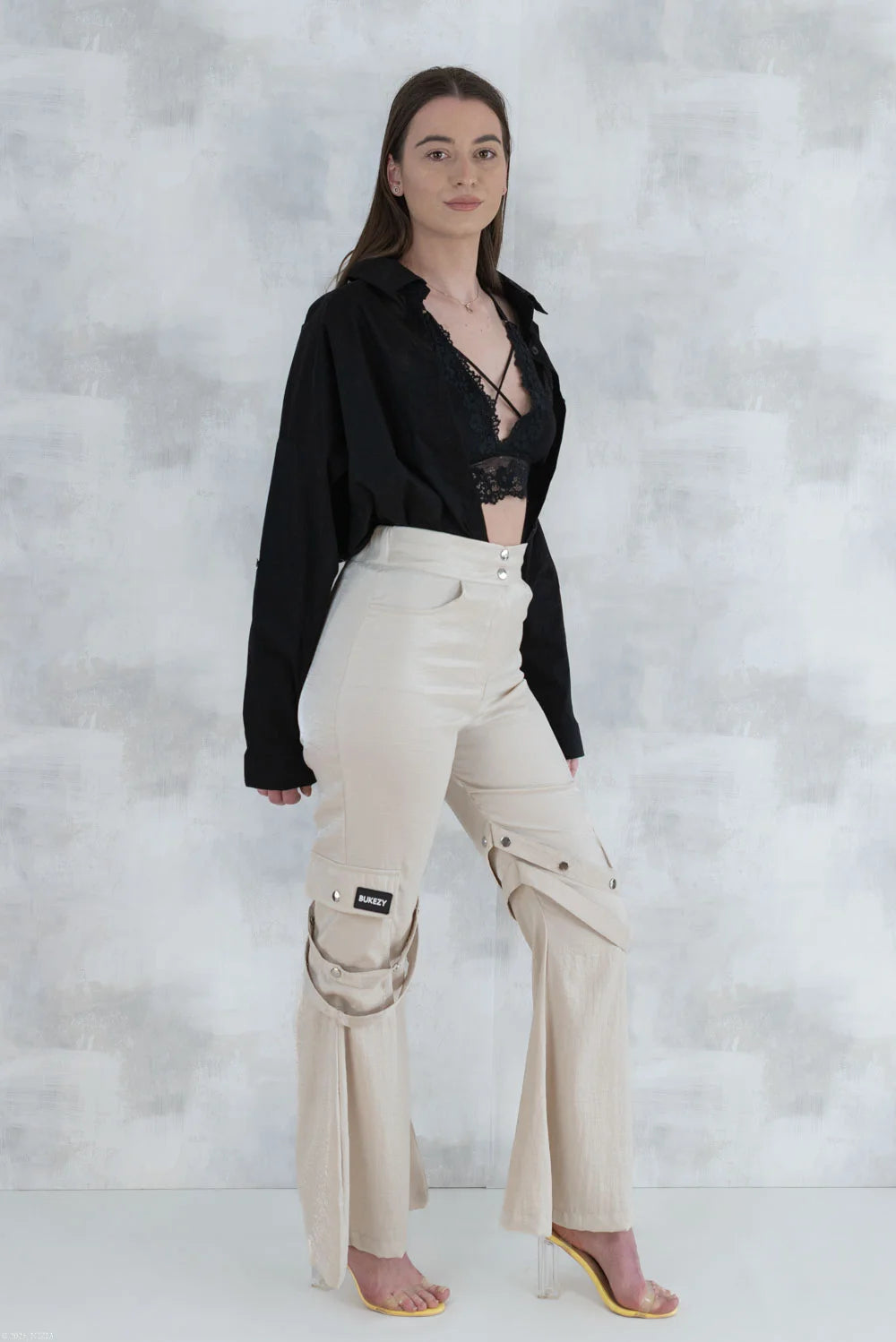 Set 3 Piese urban neutral – Cămașă neagră, bluză asimetrică și pantaloni lungi 5004-010 - NIZIA