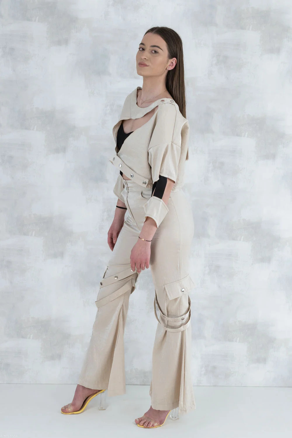 Set 3 Piese urban neutral – Cămașă neagră, bluză asimetrică și pantaloni lungi 5004-010 - NIZIA