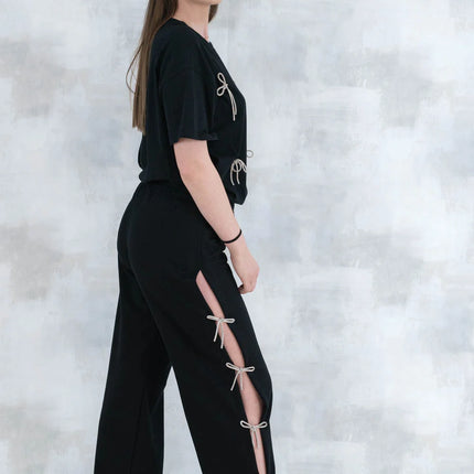Compleu chic negru cu fundite – tricou&pantaloni 5012 - NIZIA