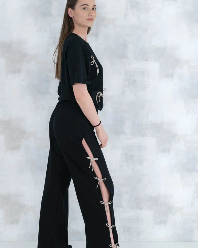 Compleu chic negru cu fundite – tricou&pantaloni 5012 - NIZIA